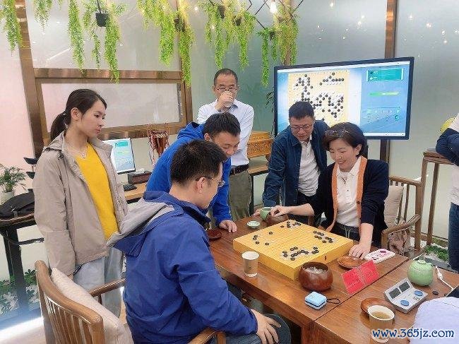 赛后复盘 棋乐融融